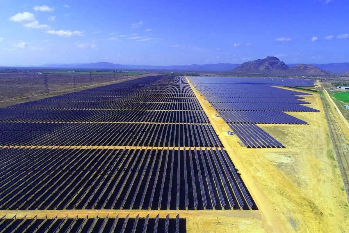 Australia’s Bold Move: Approving the World’s Largest Solar and Battery Farm for Global Green Energy