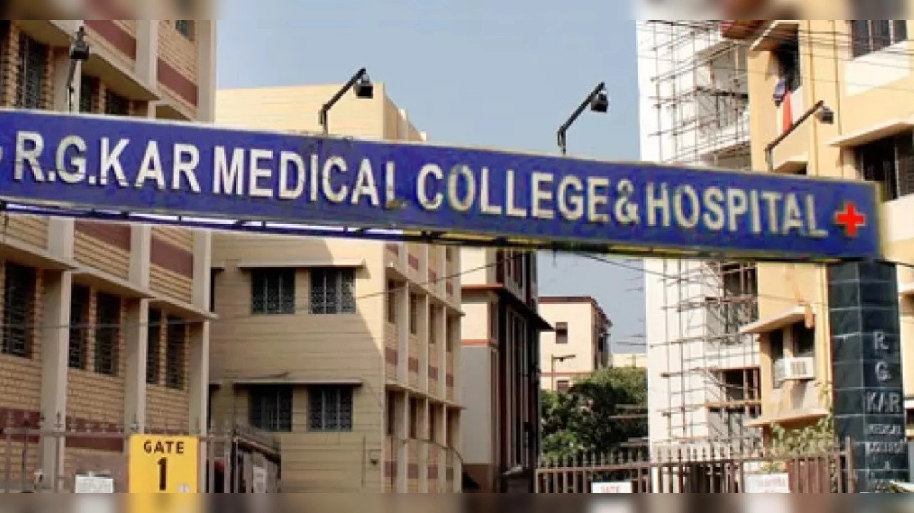 Controversy Surrounds RG Kar Medical College: Ex-Students Speak Out on Dr. Sandip Ghosh’s Tenure