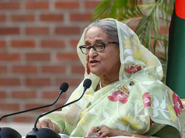 Sheikh Hasina’s Extended Stay in India Amid Extradition Requests from Dhaka